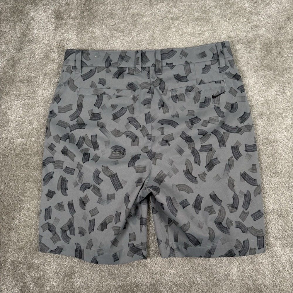 Nike Tour Golf Chino Shorts Mens‎ 33 Gray Printed Water Repellent FD5725-070 - Picture 6 of 9